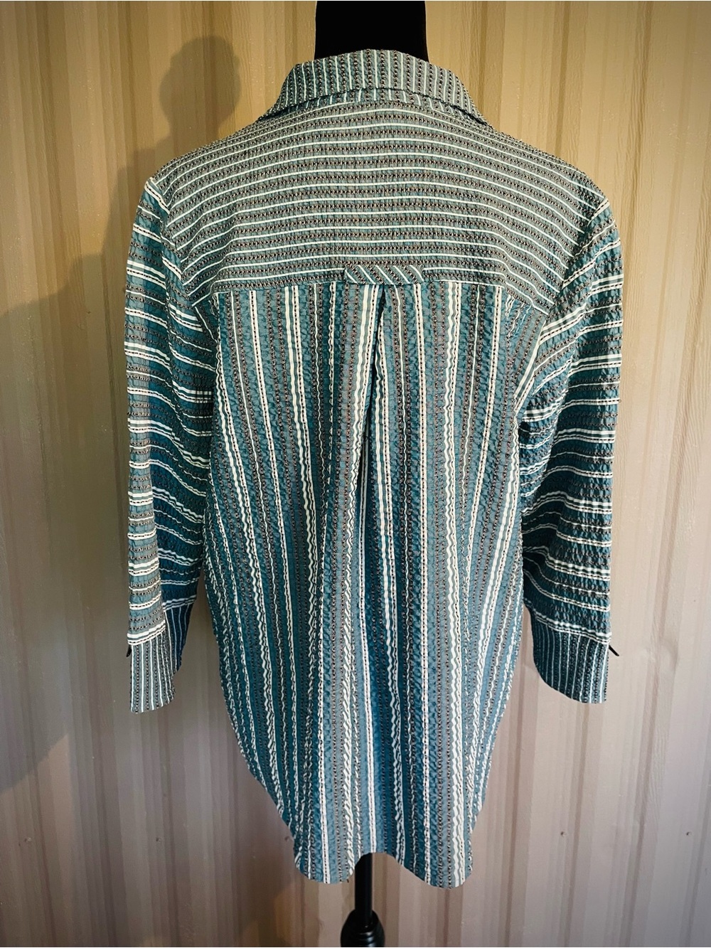 HABITAT Crinkle Gauzy Top Toggle Button Tunic Blouse Green Stripe Unique sz S - Picture 7 of 15
